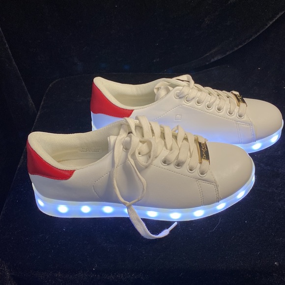 Light up sneakers - Picture 6 of 9